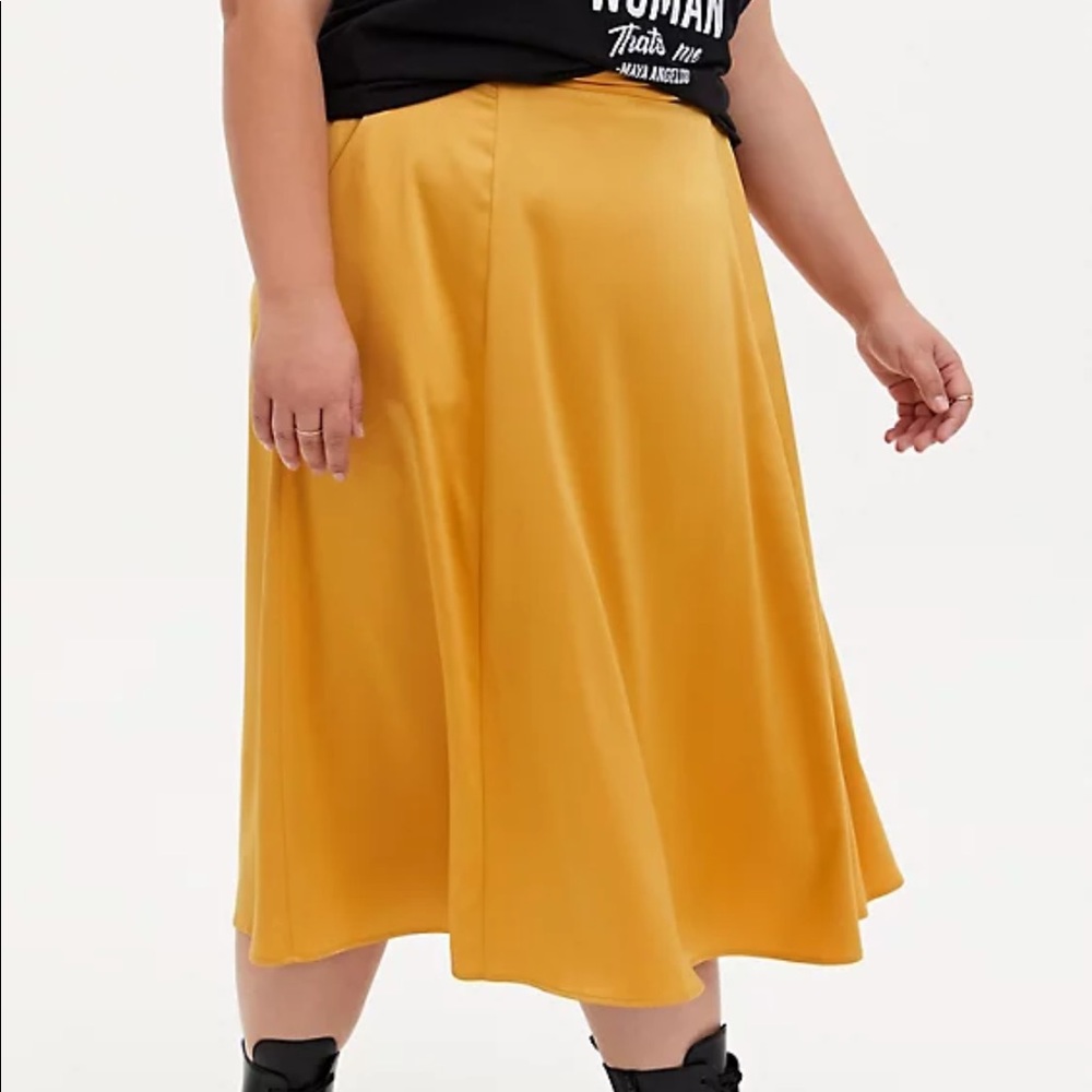 Golden yellow tea length skirt